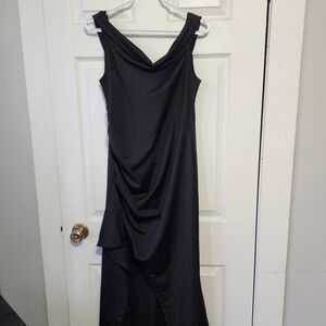 Elegant Black Sleeveless Dress